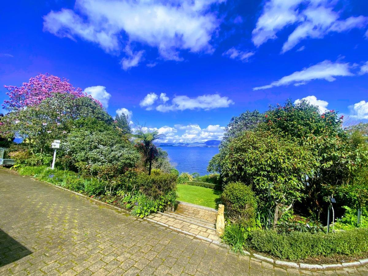 Holiday home The Willows